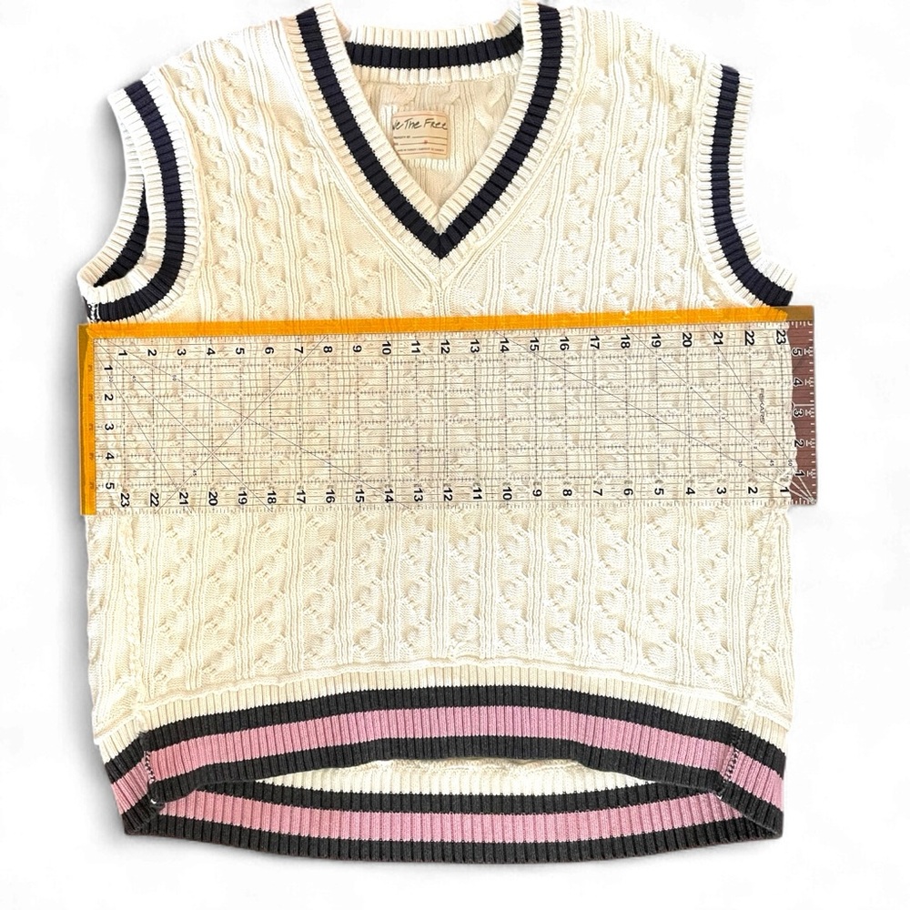 Like New Free People V-Neck Sweater in White and Pink - Picture 2 of 5
